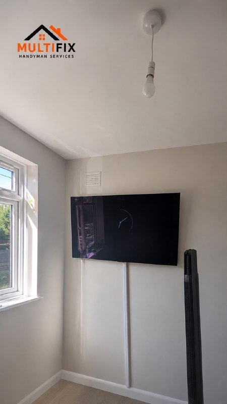 TV mounted on a plasterboard wall by Handyman MultiFix in Newcastle